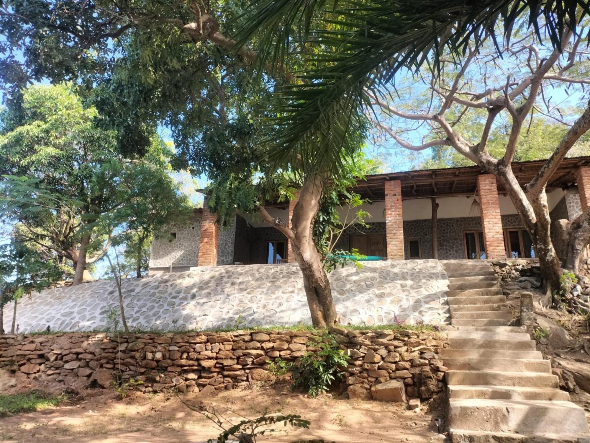 Soul Rebel Lodge & Backpackers Nkhata Bay Exterior foto